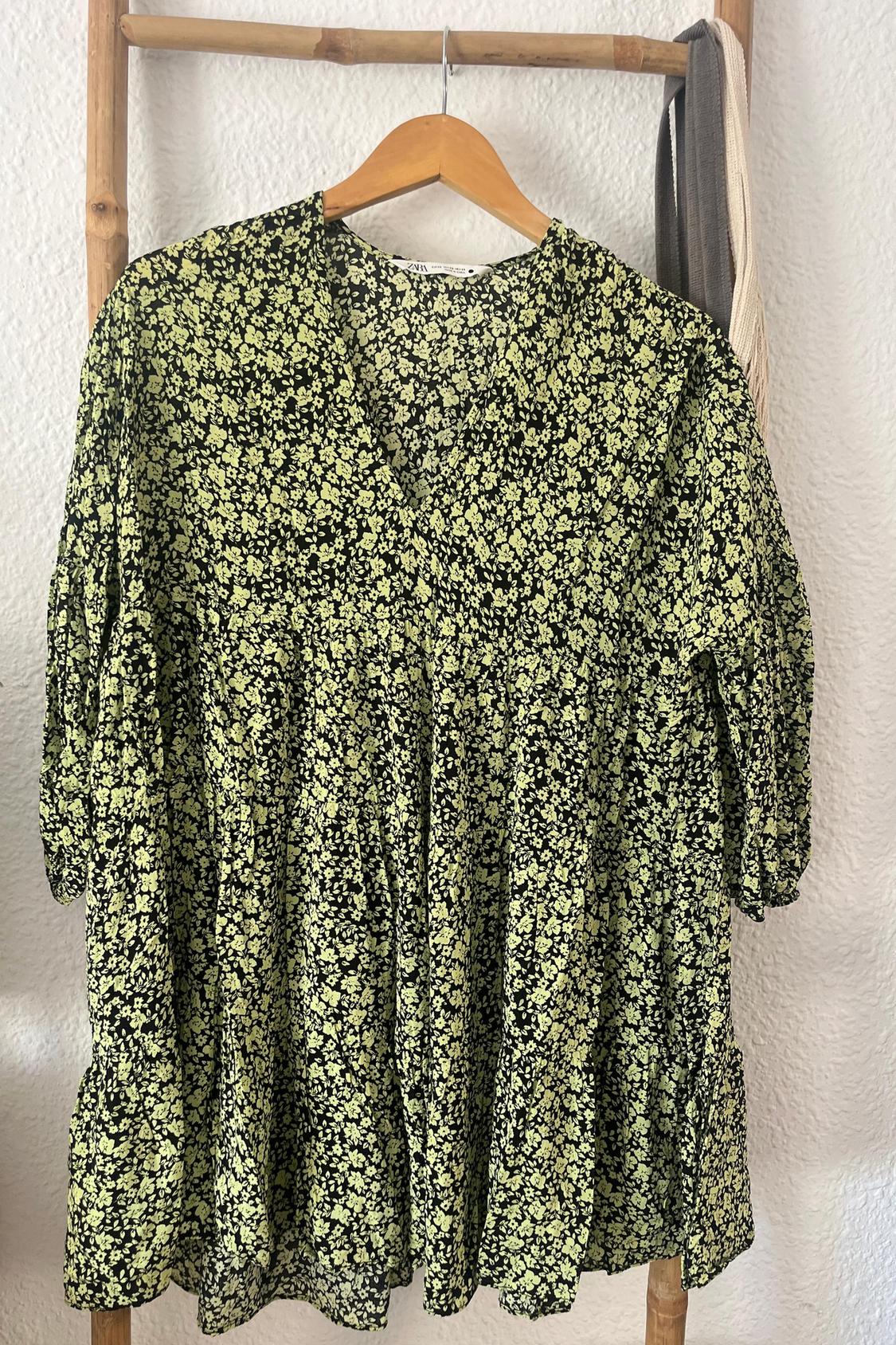 FLOWING PRINTED DRESS