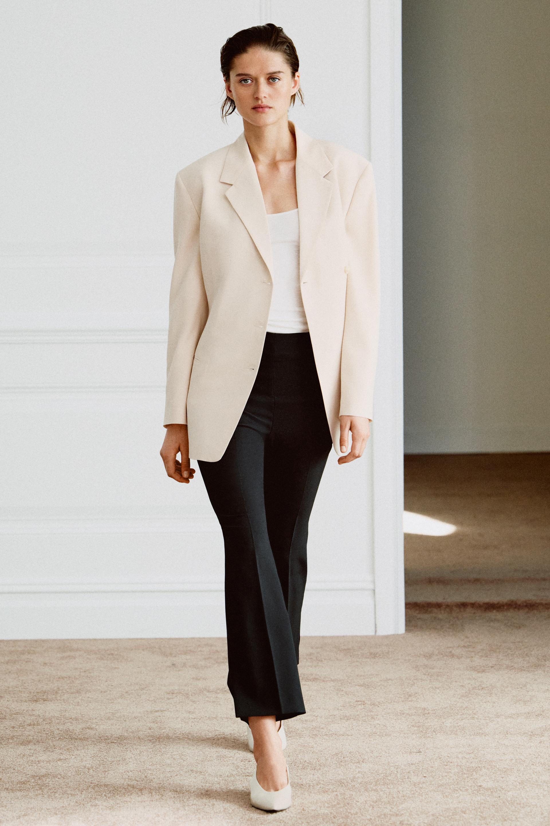 Pantalon cropped tiro alto