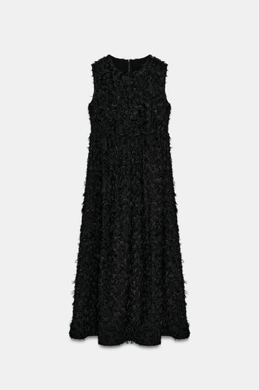 エンボス加工生地ミディワンピースブラックZaraのエンボス加工生地ミディワンピース - ブラック 