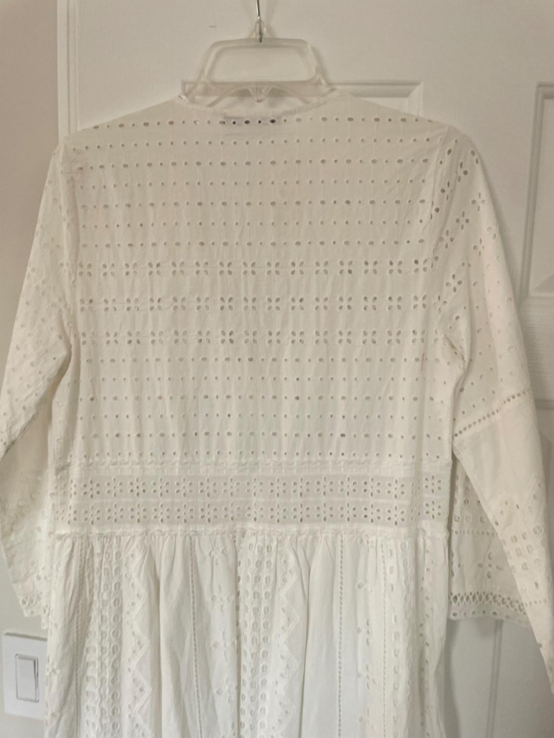 VESTIDO BORDADOS PERFORADOS - Image 5