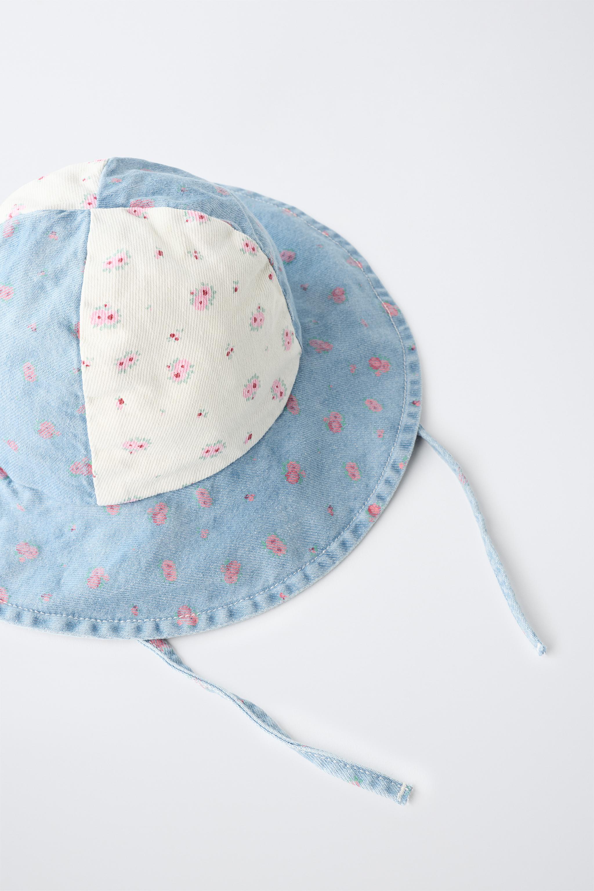 FLORAL PATCHWORK BUCKET HAT — Blue / White