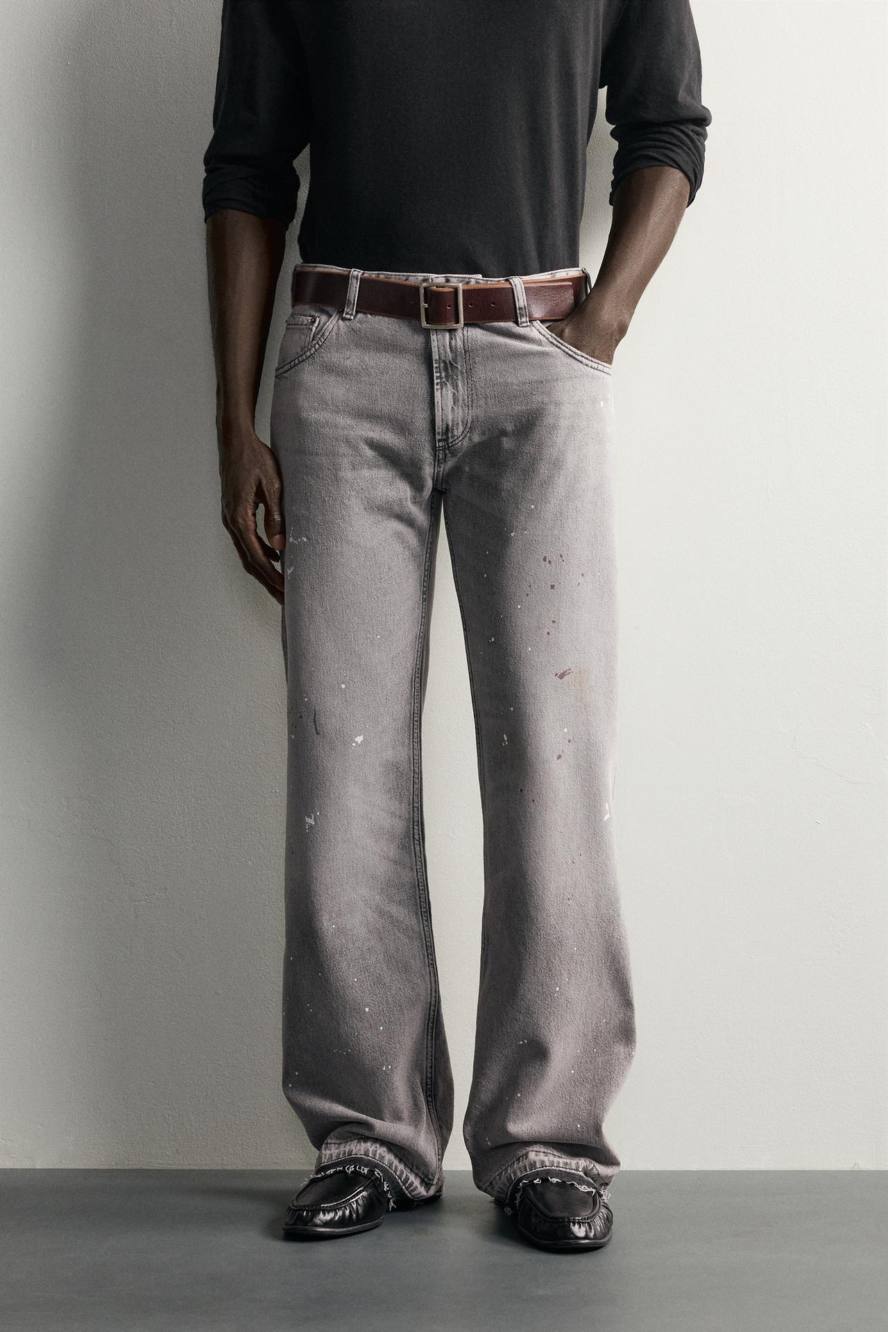 LOW-RISE DISTRESSED BOOTCUT JEANS — Gray