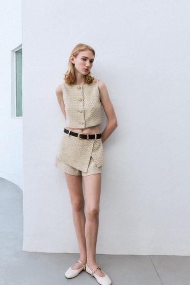 CHALECO CORTO ESTRUCTURA - Crudo / Beige de Zara - Imagen 0