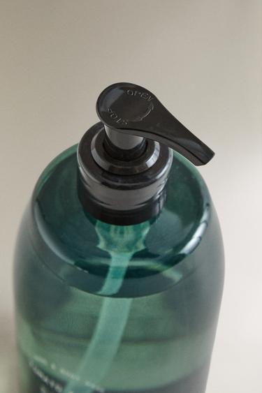 (500 ML) SAVON LIQUIDE TOMATO FIELDS - ROUGE de Zara - Image 2