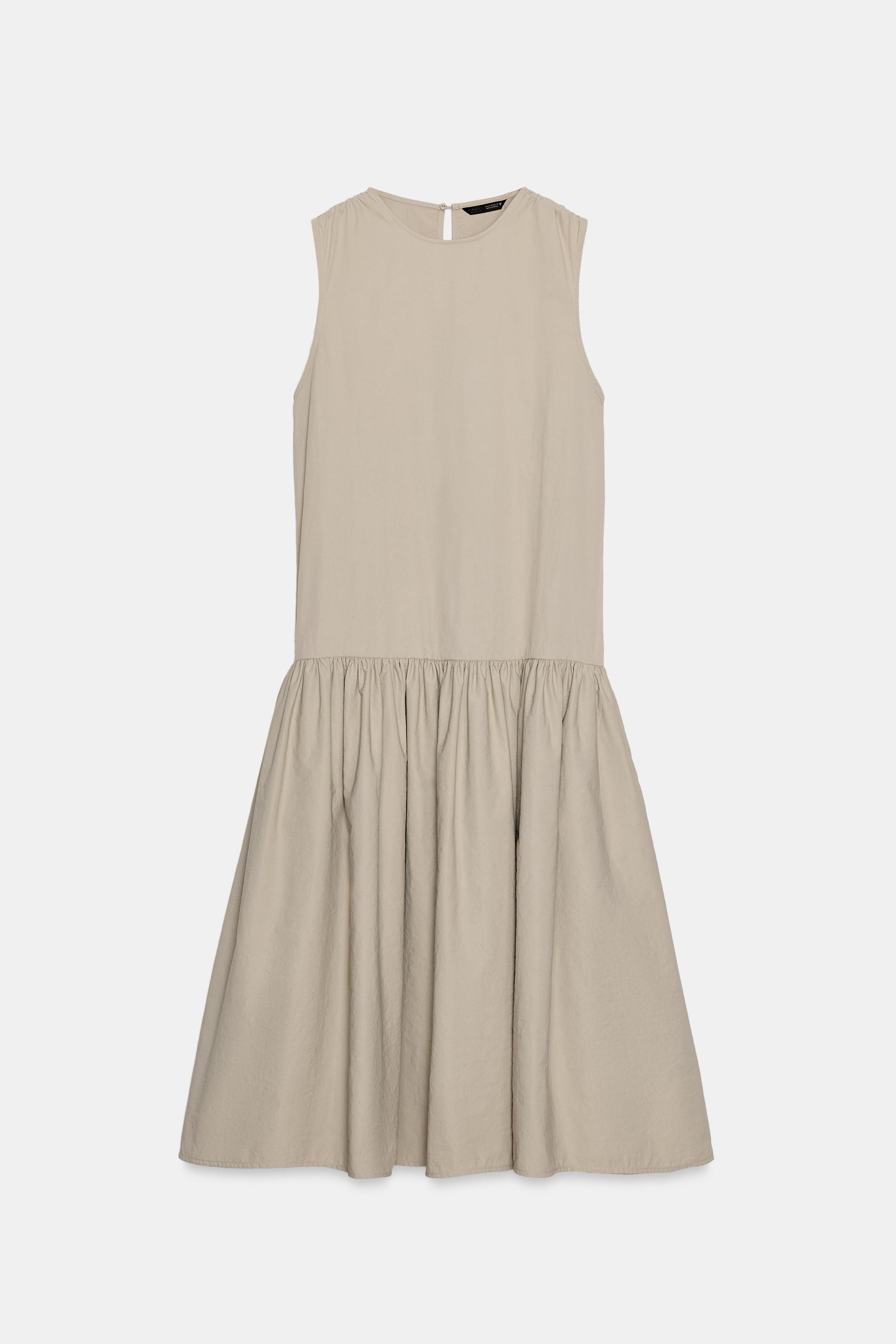 ROBE EN NYLON À VOLUME