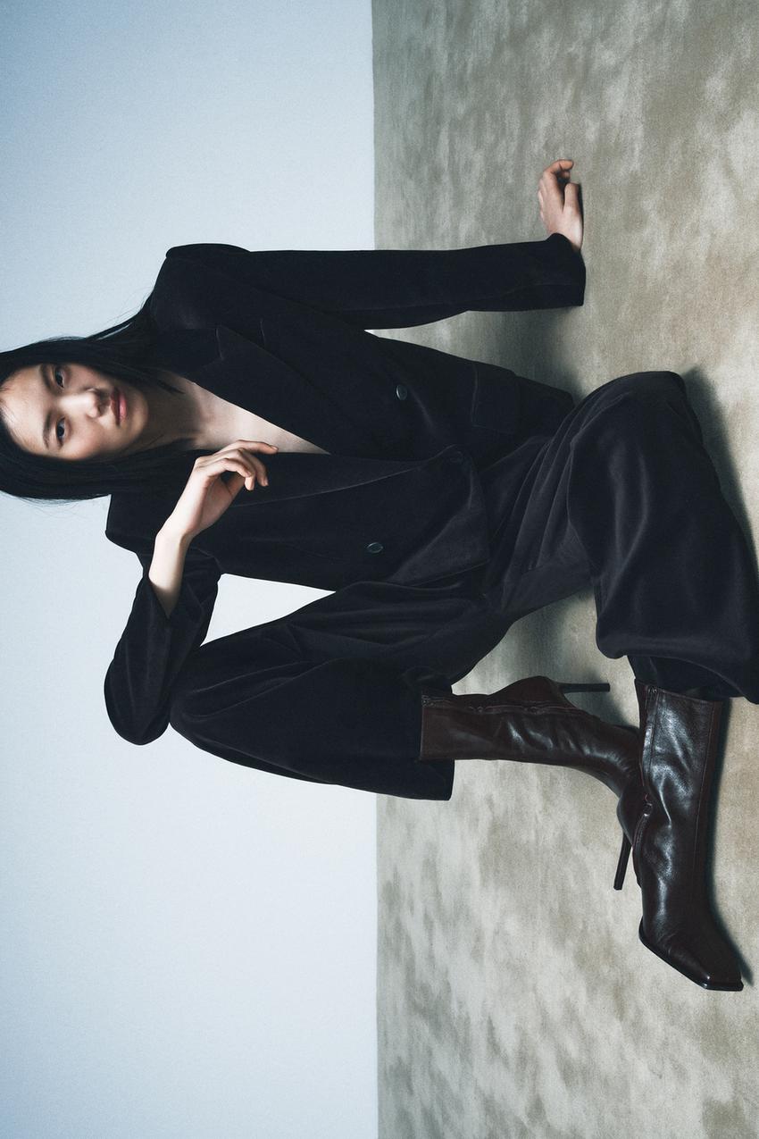 LIMITED EDITION LEATHER SQUARE TOE ANKLE BOOTS - Brown  display picture 2