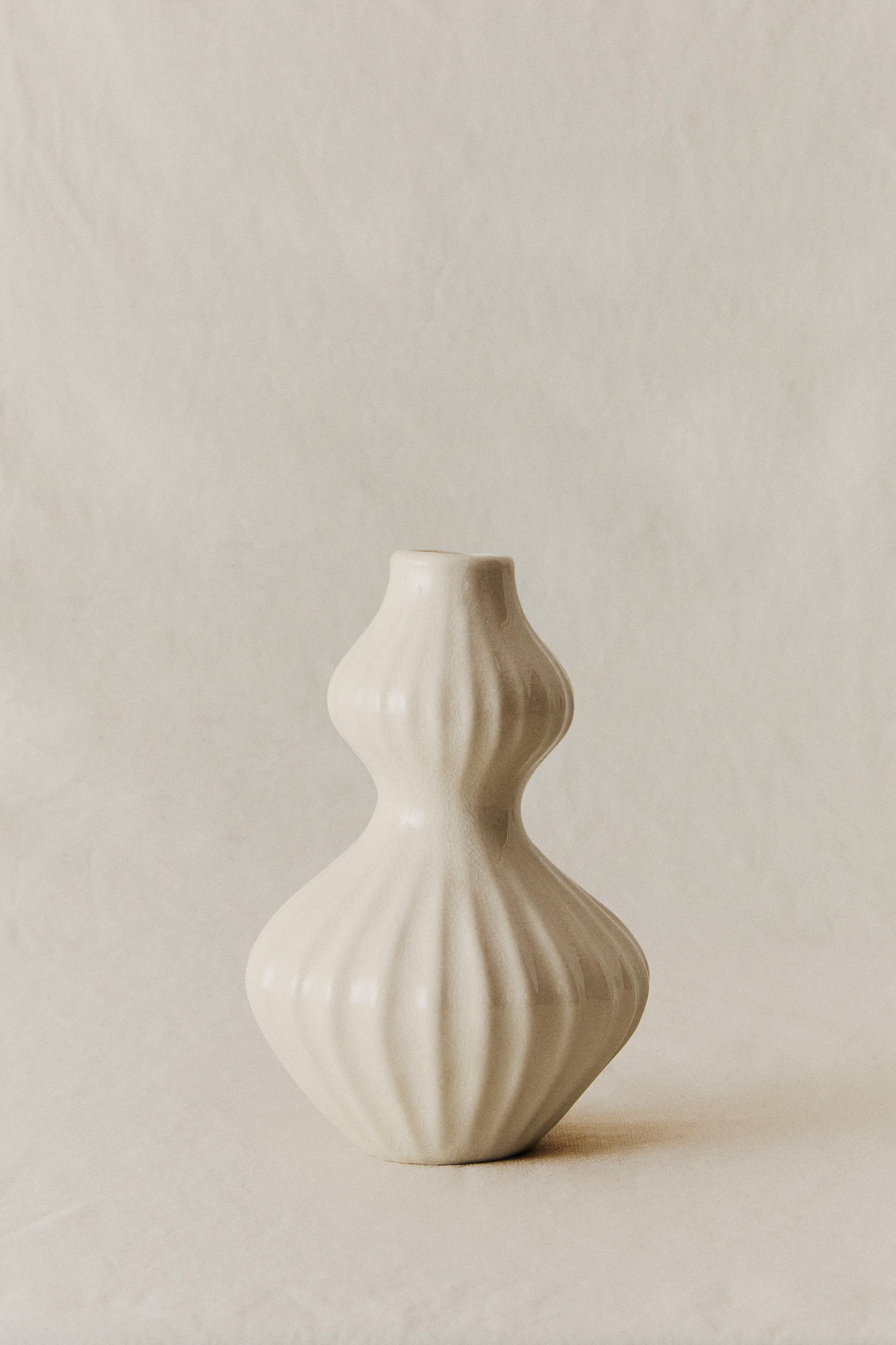 VASE CÉRAMIQUE ÉMAILLÉE RAYURES