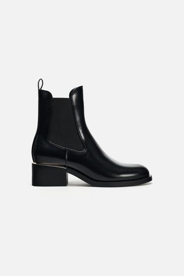 ANKLE BOOTS WITH METALLIC PLATE - Black by Zara
