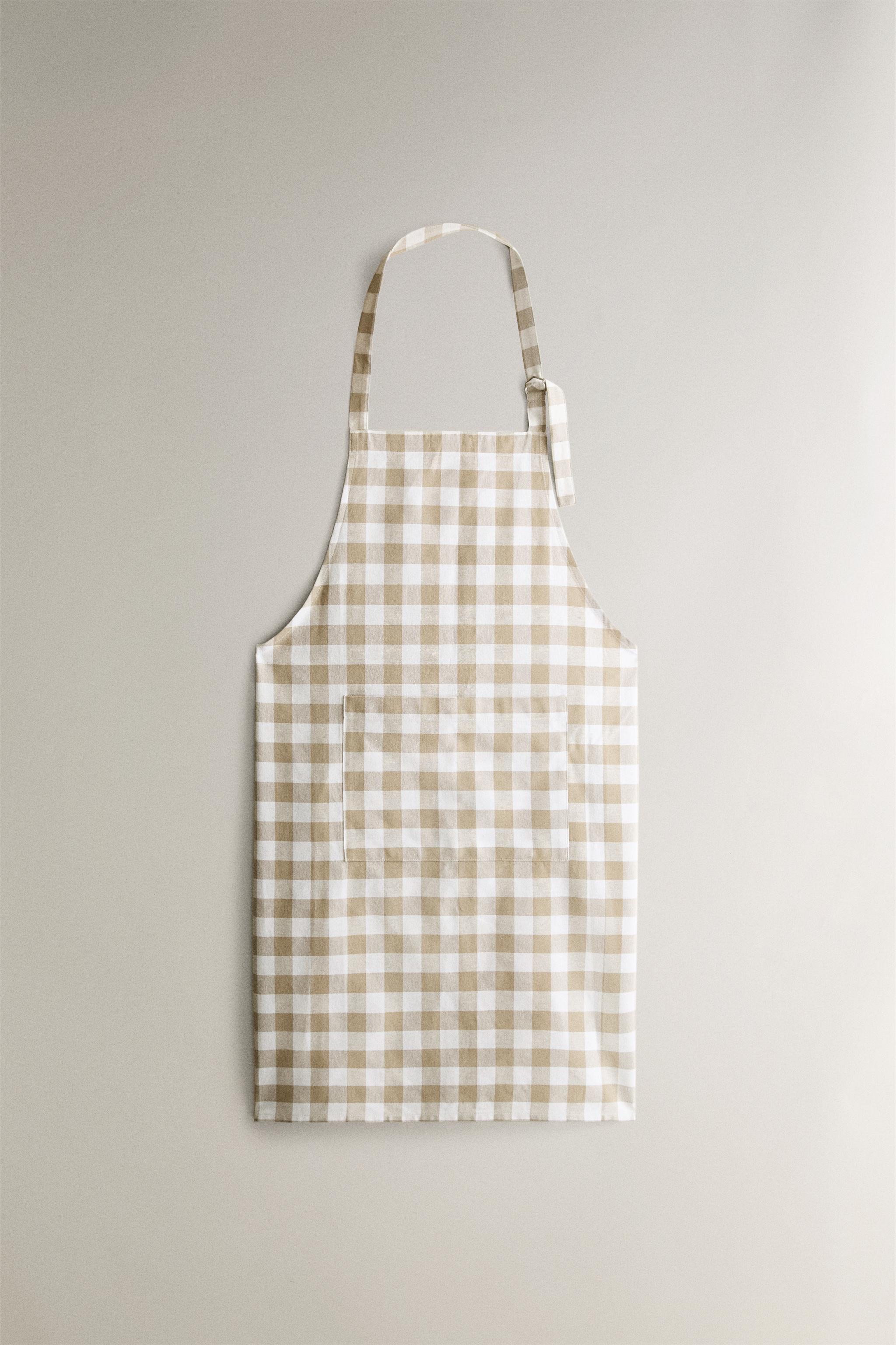 DYED THREAD APRON
