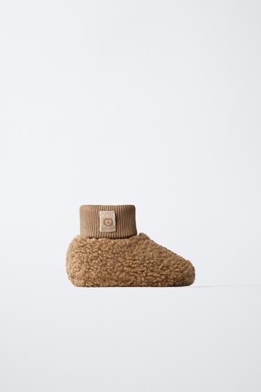 ANIMAL SLIPPERS - Brown by Zara