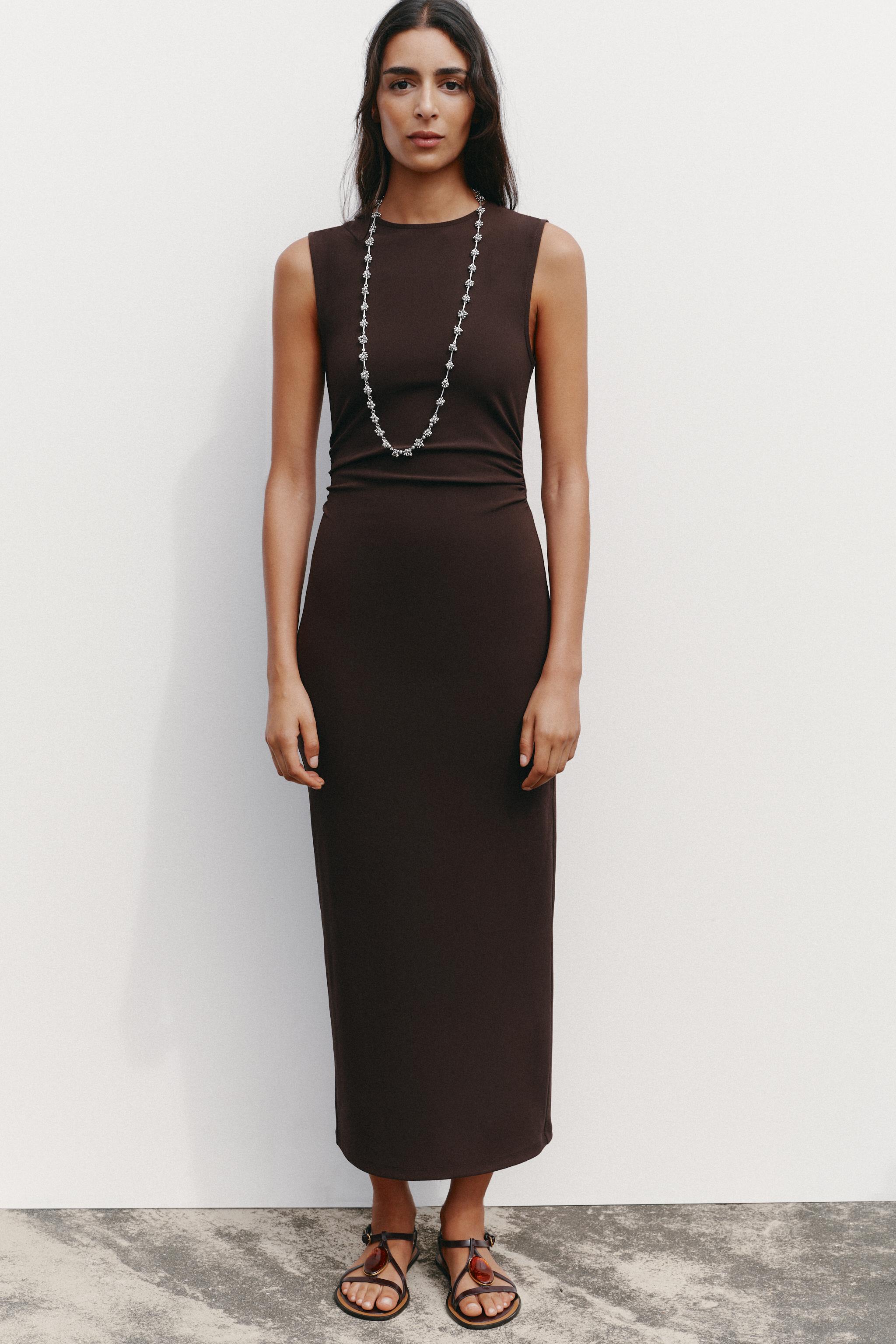 カットアウトドレスワンピース – レディース | ZARA 日本