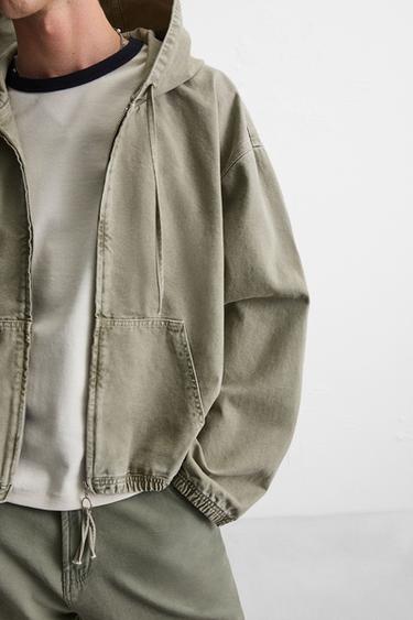 VESTE DÉLAVÉE À CAPUCHE - Kaki de Zara - Image 4