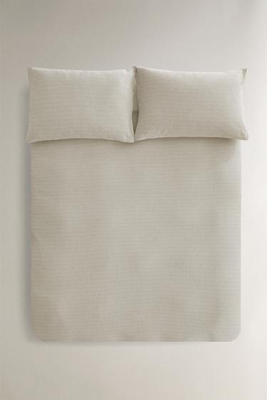 TEXTURED STRIPED DUVET COVER - Light beige by Zara - Image 4