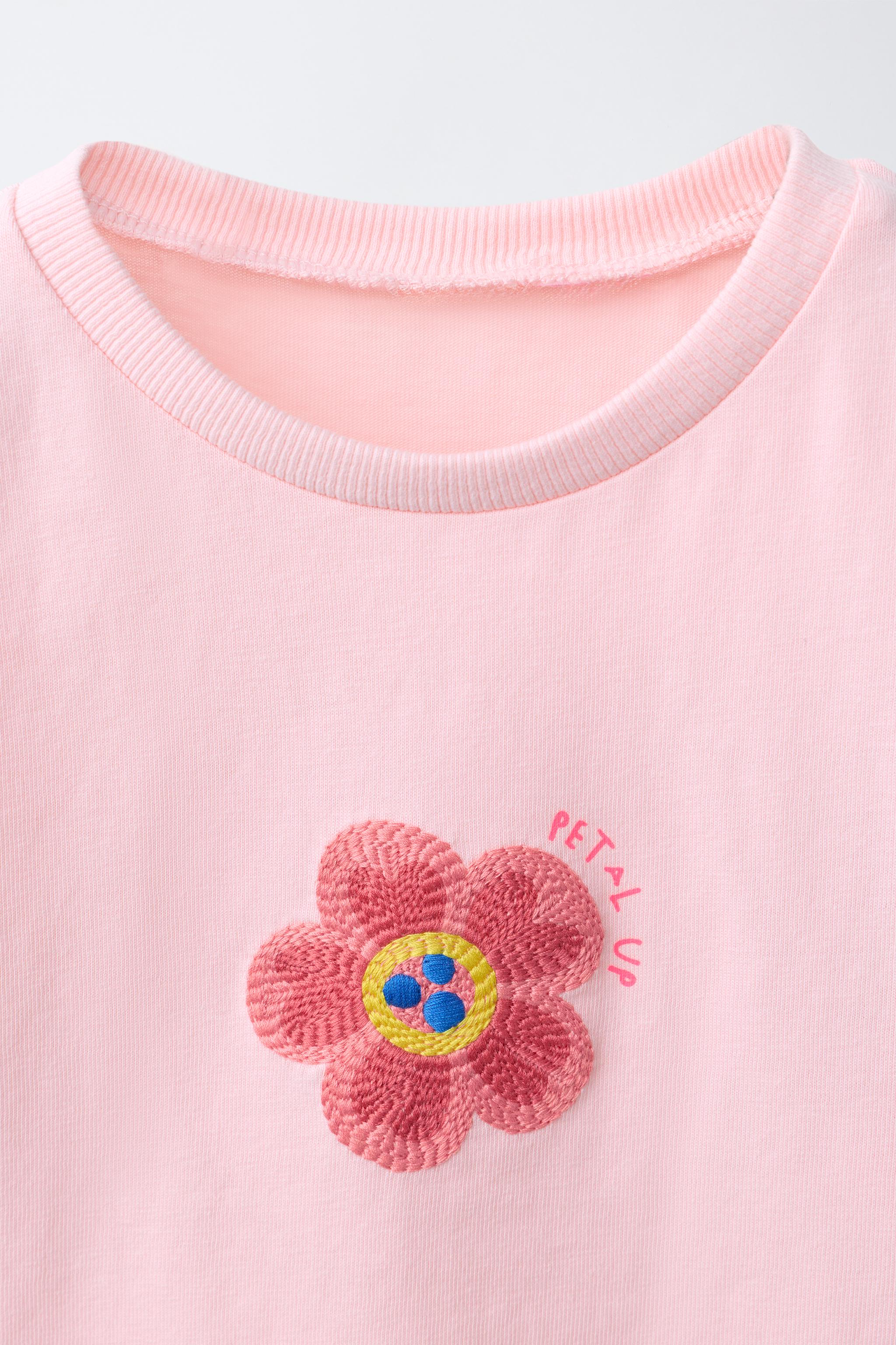 EMBROIDERED T-SHIRT