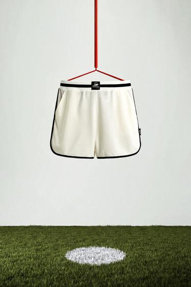 Zara CONTRAST FRANCE 98 FIFA WORLD CUP™ FIFA CLASSICS SHORTS - White