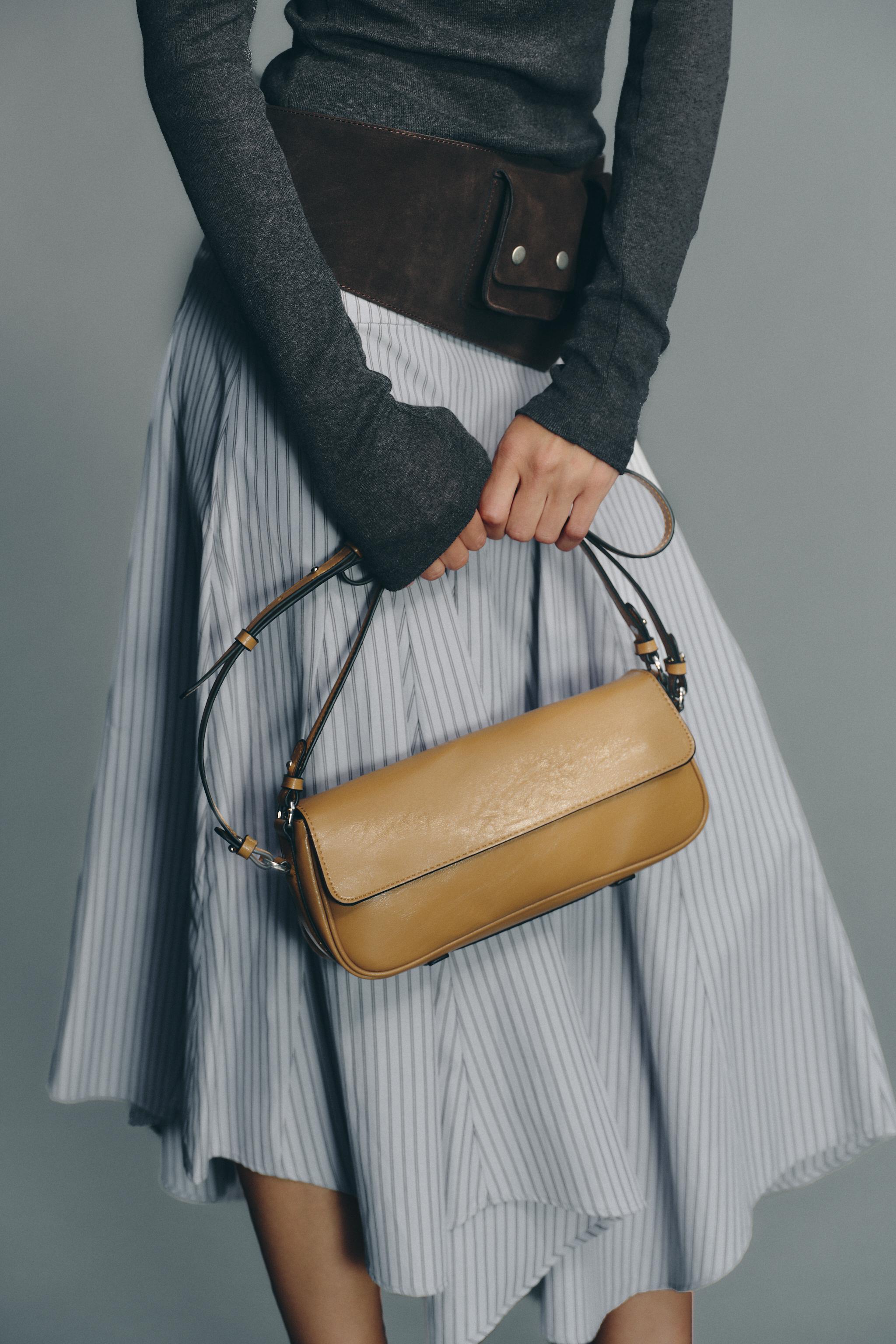 人気★ZARA 無地ショルダーバッグ★シンプル スナップボタン留め 人気☆ZARA 無地ショルダーバッグ☆シンプル スナップボタン留め