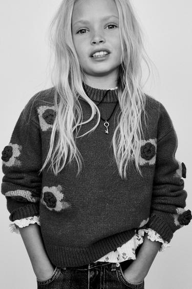 KNIT JUMPER WITH FLORAL APPLIQUÉS - Caramel by Zara
