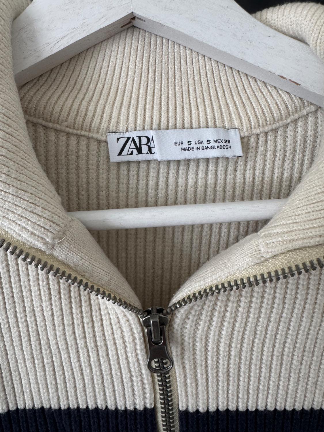 PULL SANS MANCHES À RAYURES - Image 5
