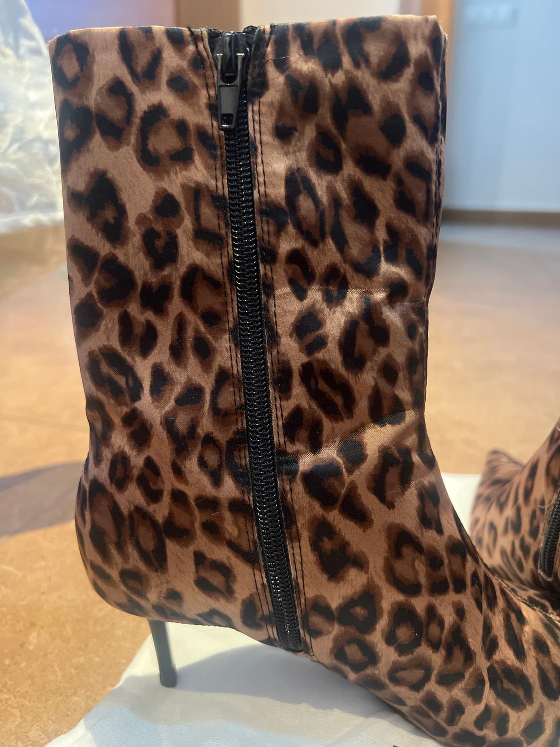 ANIMAL PRINT HIGH HEEL ANKLE BOOTS - Image 6