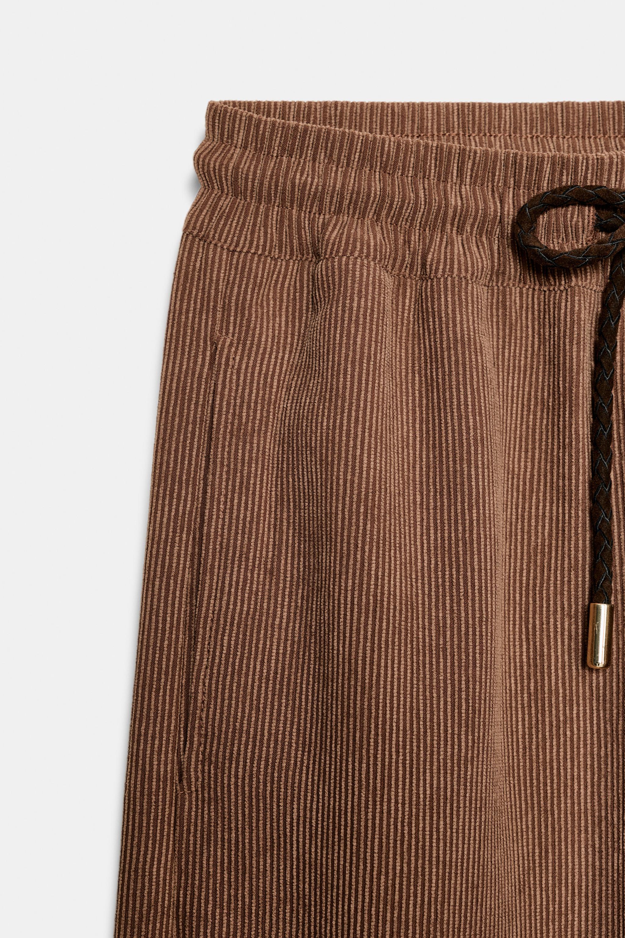 STRAIGHT LEG ELASTIC WAIST PANTS