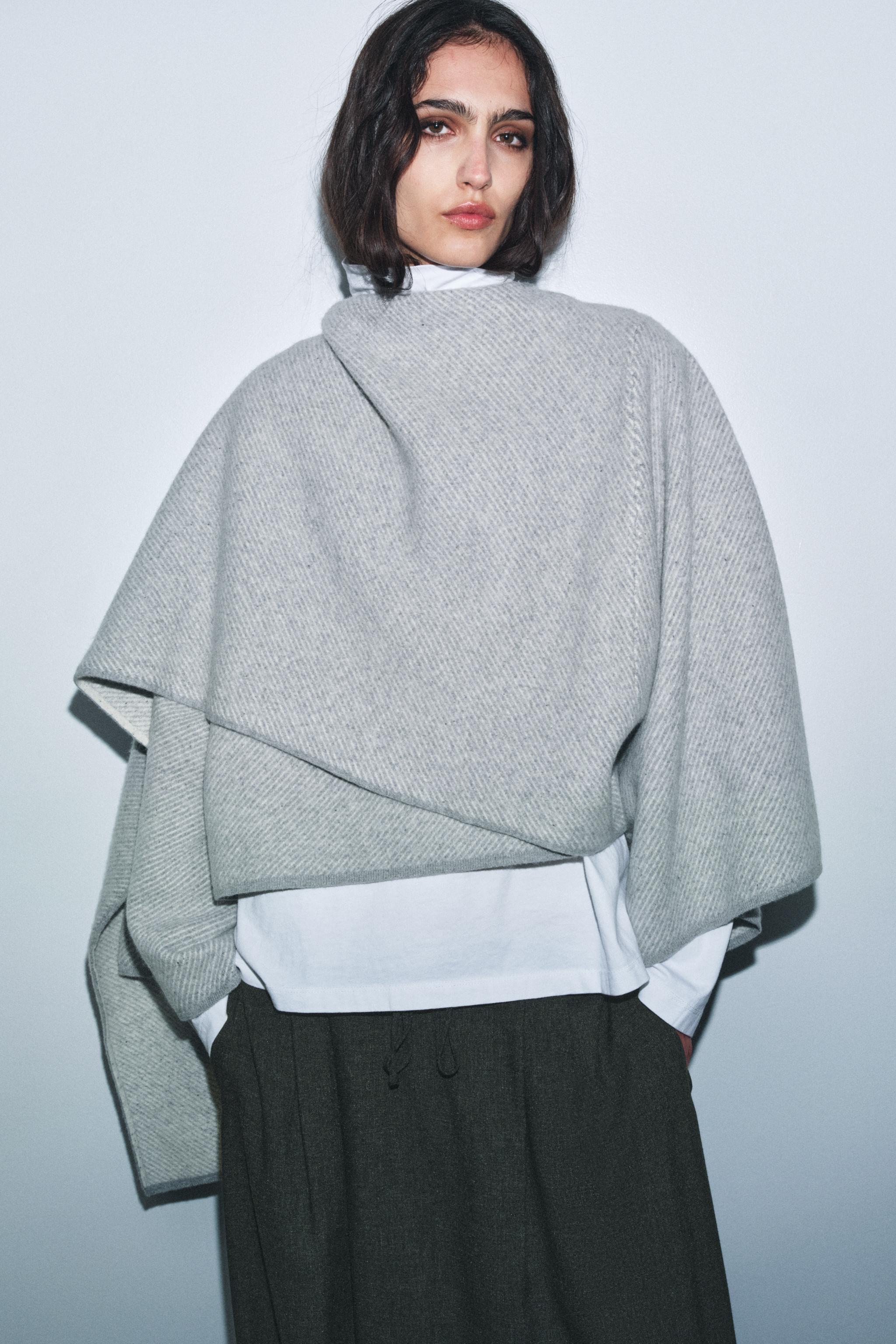 100% WOOL CAPE COAT WITH SCARF