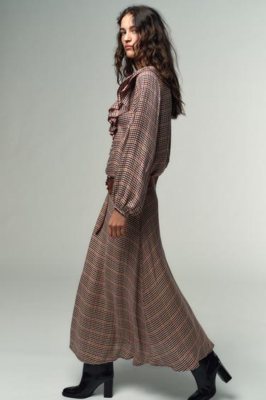 BLOUSE À CARREAUX ET VOLANTS - Marron / Écru de Zara - Image 2