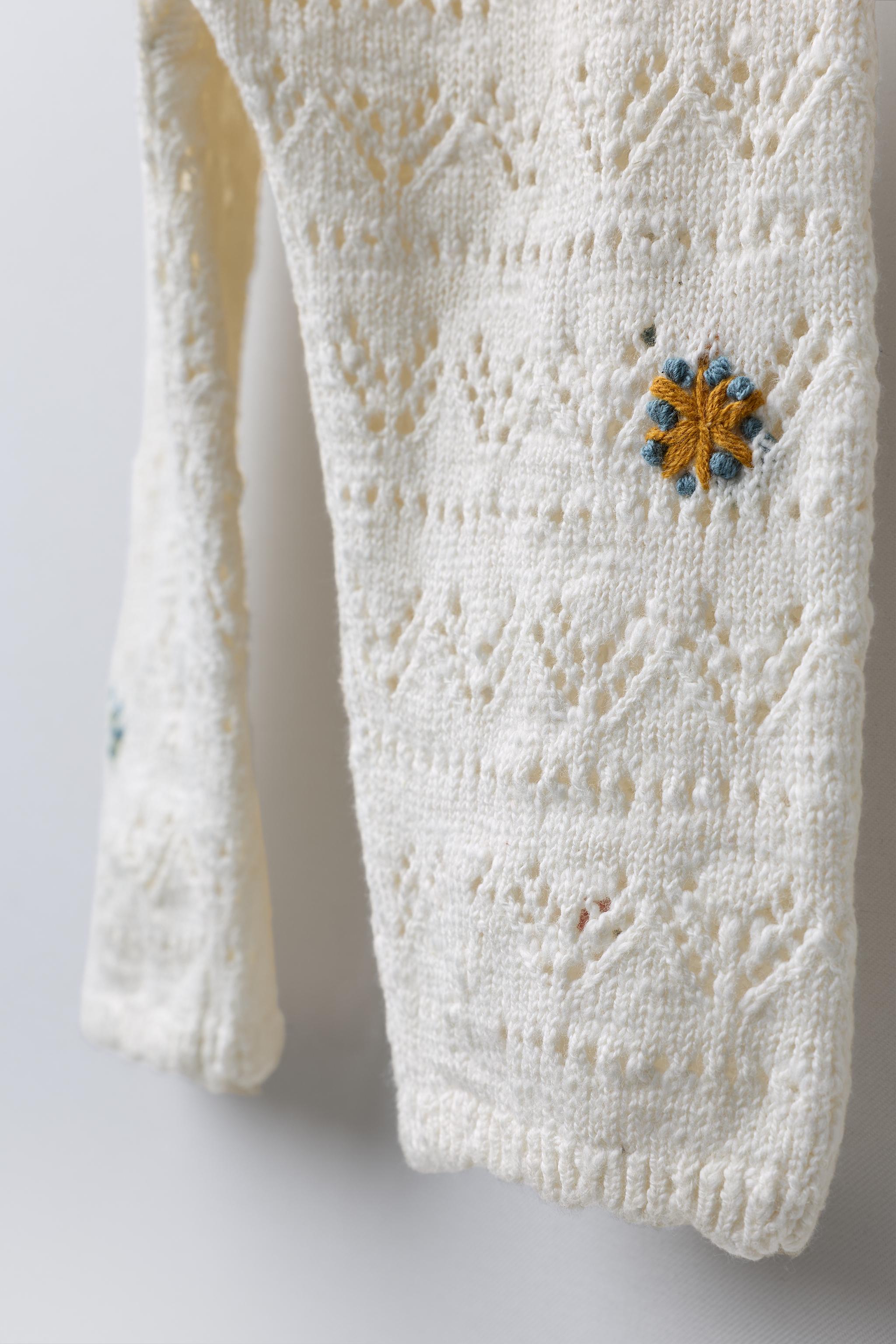 EMBROIDERED FLORAL KNIT OVERALLS