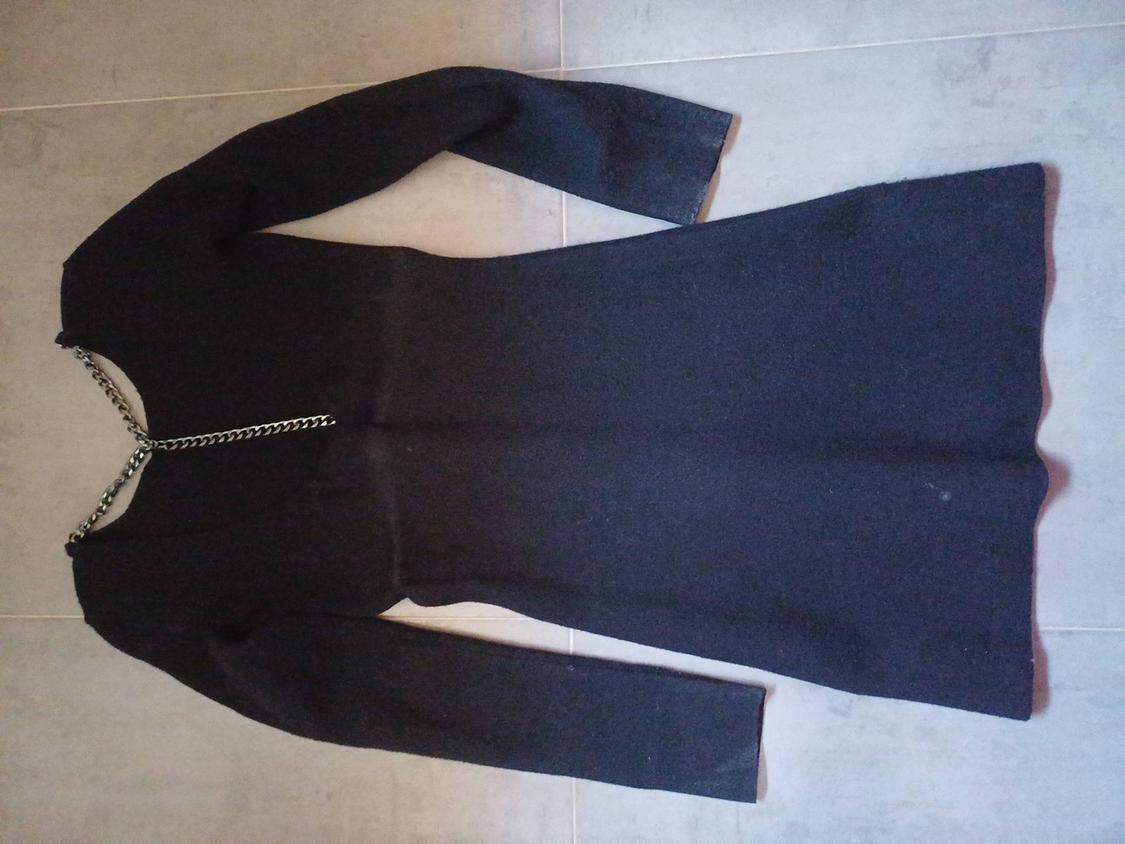 KNIT DRESS WITH CHAIN DETAIL - Image 5