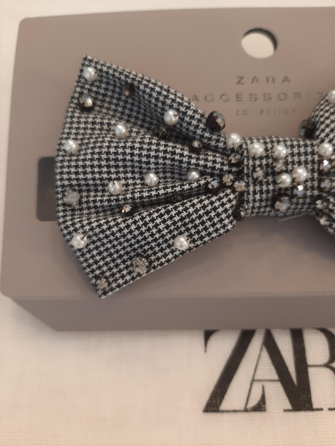 LIMITED EDITION BEJEWELLED BOW TIES - Image 2