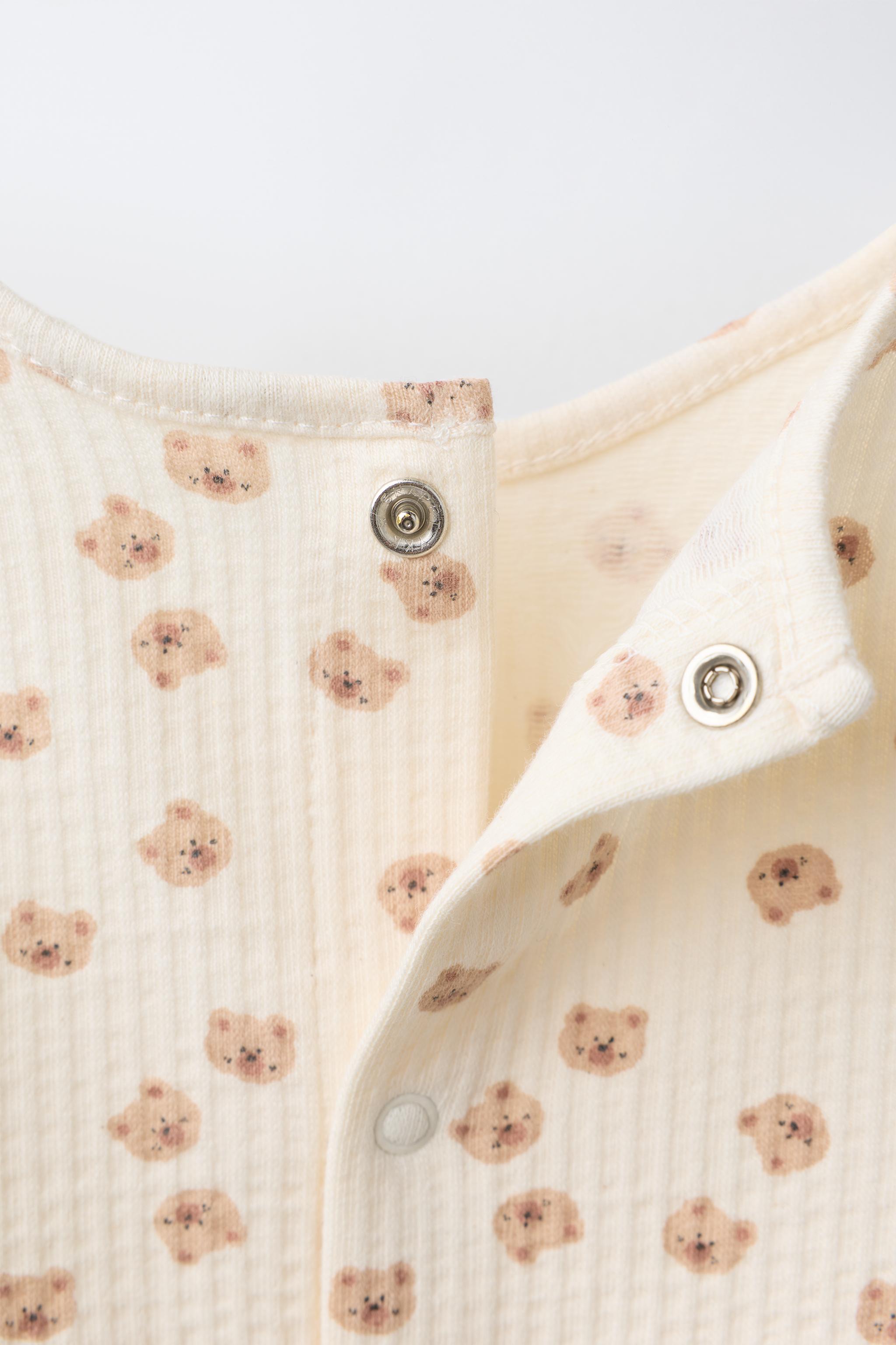 TEXTURED TEDDY BEAR PRINT T-SHIRT