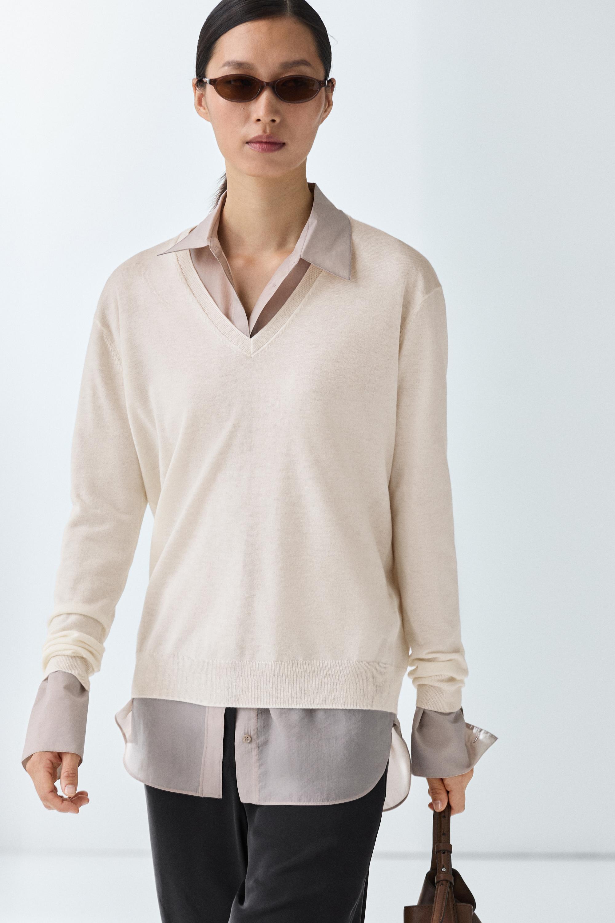 V-neck knit sweater — Ecru