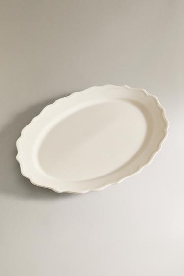 EARTHENWARE SERVING DISH WITH RAISED-DESIGN EDGE - Ecru by Zara - Image 1
