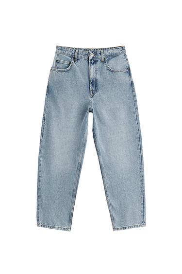 STRAIGHT LEG CROPPED JEANS