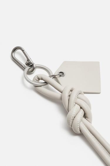 KNOTTED KEY RING - Bone White by Zara - Image 1