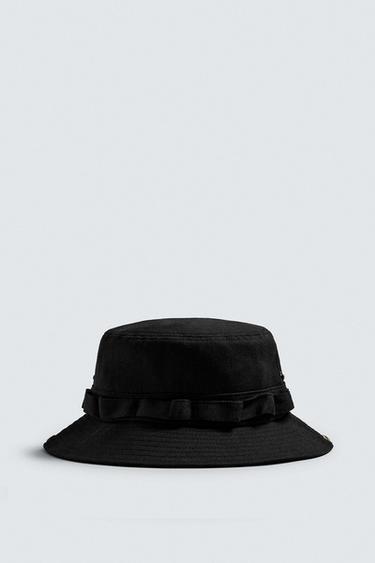 UTILITY BUCKET HAT - Black by Zara