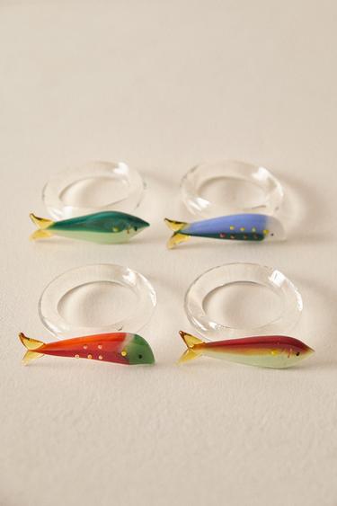 PACK OF BOROSILICATE FISH NAPKIN RINGS (PACK OF 4) - أزرق الخاص بـ Zara