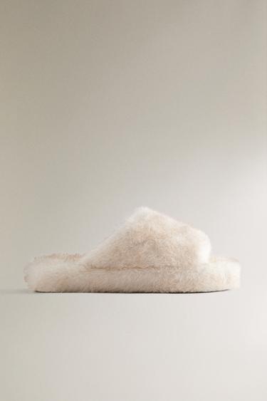 Zara FAUX FUR FLATFORM SLIPPERS - White - Image 0