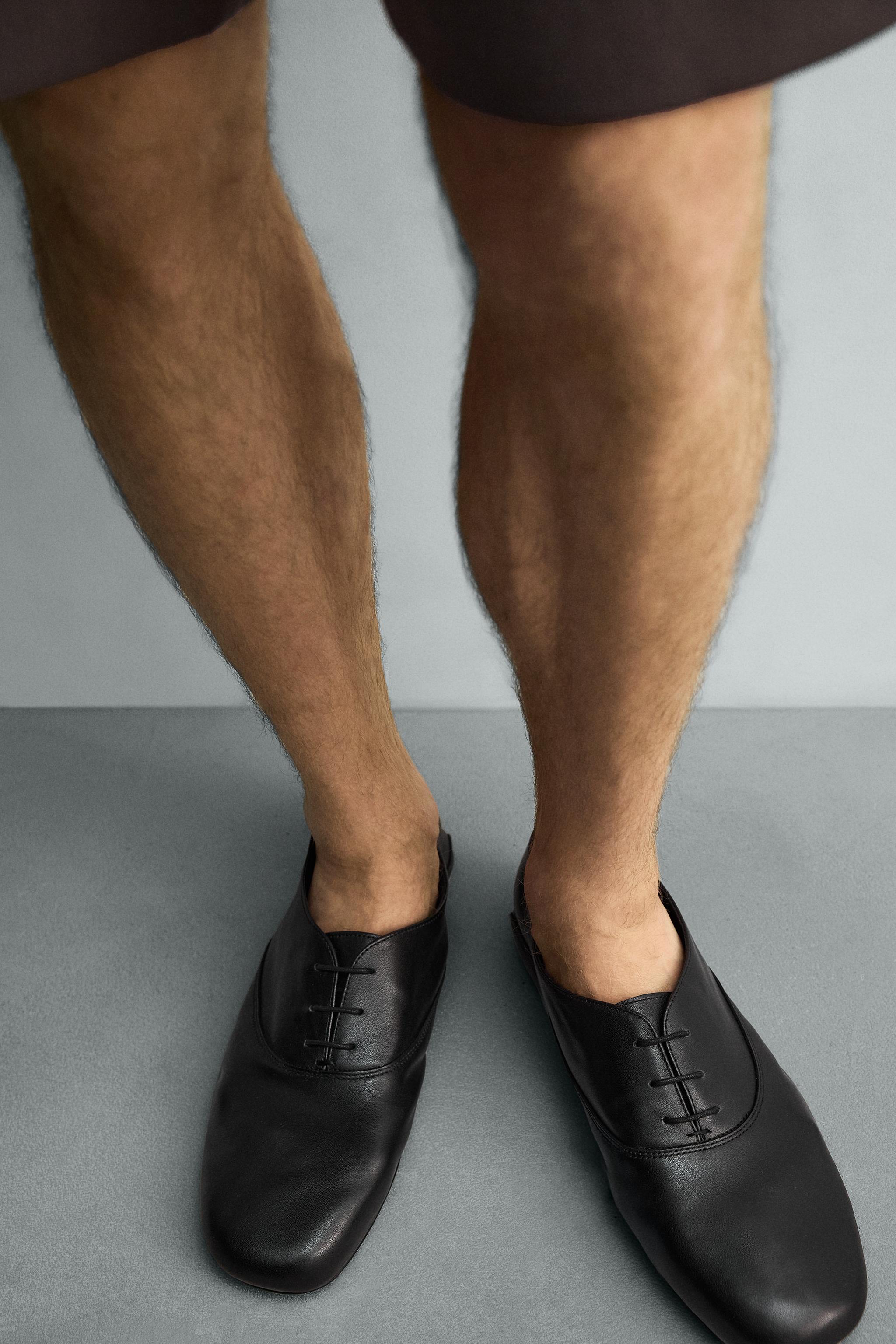 LEATHER SHOES