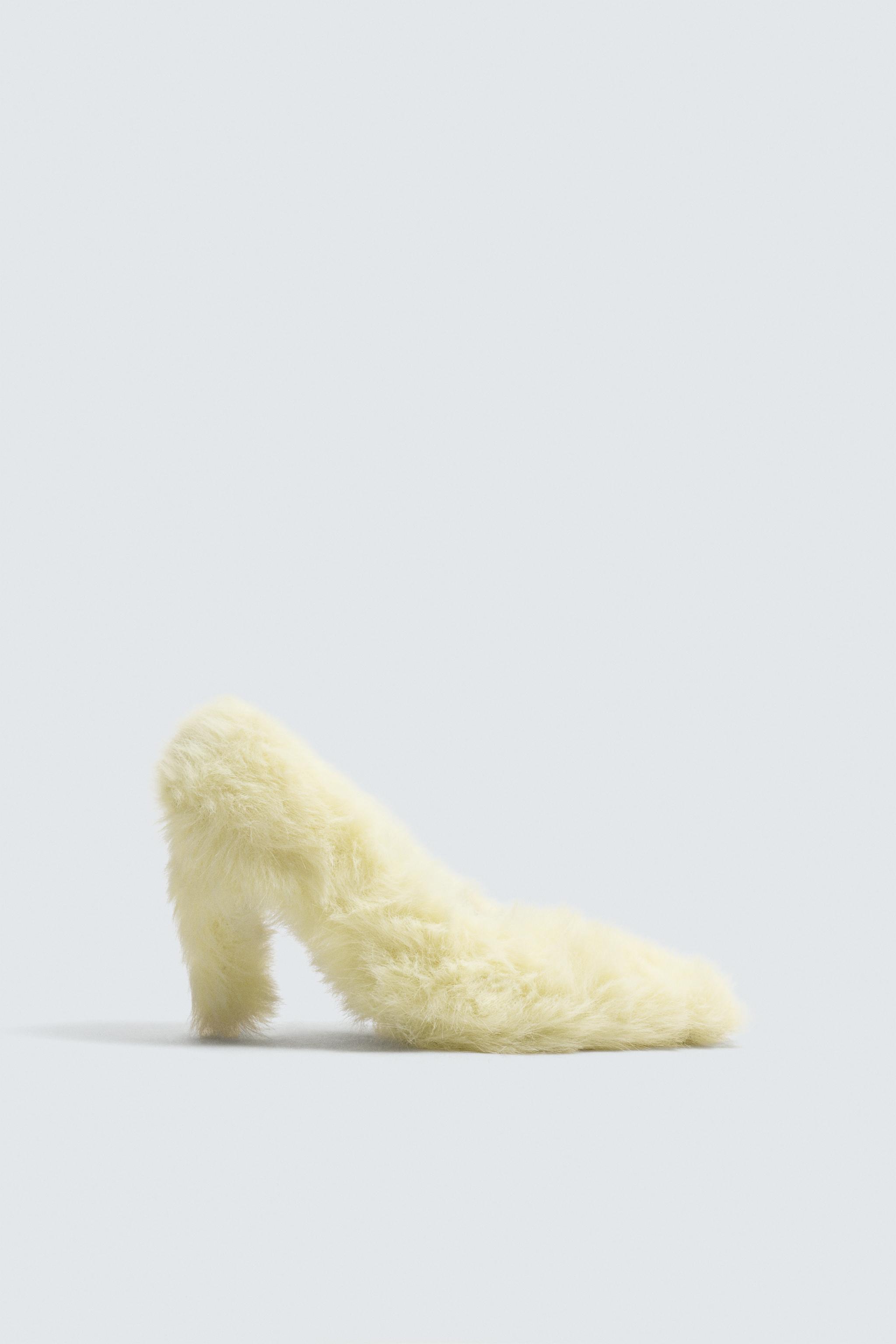 FAUX FUR SHOES HARRY LAMBERT FOR ZARA x DISNEY Creamy White