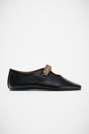 Zara LEATHER BALLET FLATS WITH METAL STRAP - Black