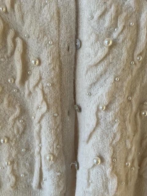 TEXTURED FAUX PEARL BEAD KNIT CARDIGAN - Image 4