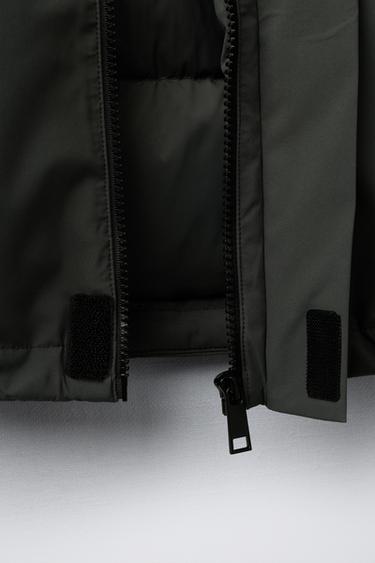 DOUDOUNE 50% PLUME ET 50% DUVET DÉPERLANTE ÉTIQUETTE - Plomb foncé de Zara - Image 6
