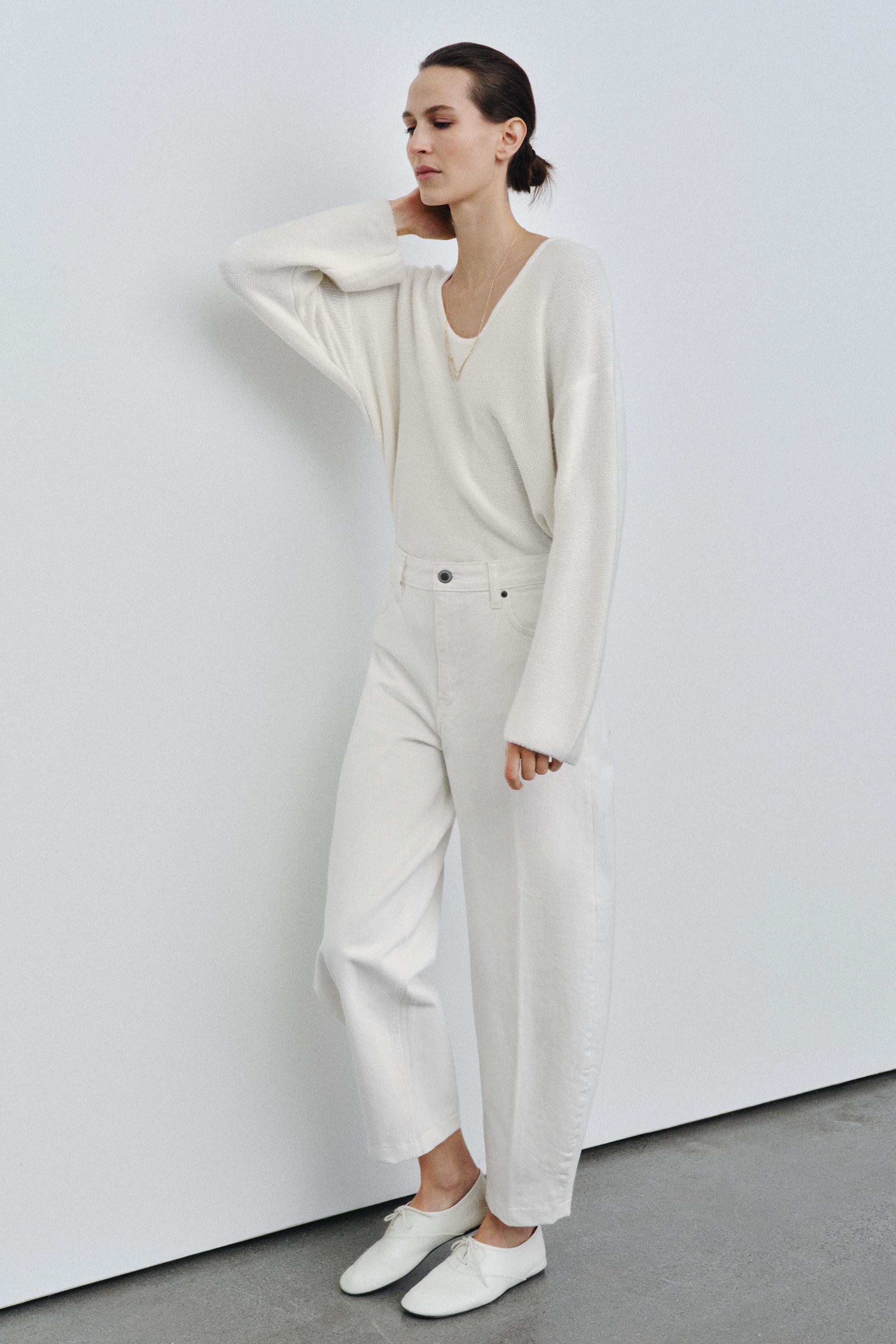 ラウンドネックニットセーター - エクリュ | ZARA Japan / 日本