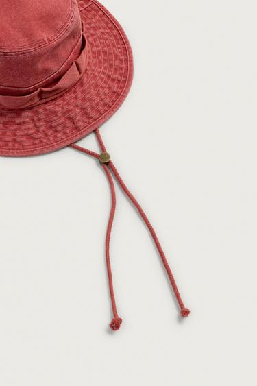 WIDE BRIM BUCKET HAT — Red 2