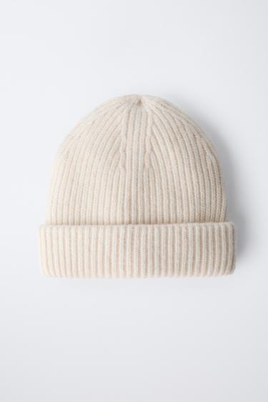 BONNET EN MAILLE BASIQUE - Écru de Zara - Image 2