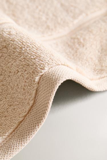 EMBROIDERED TRIM BATH TOWEL - Beige by Zara - Image 3