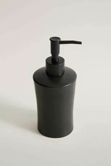 BLACK SOAP DISPENSER — Black 2