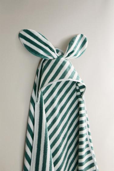 CHILDREN'S STRIPED VELOUR HOODED BATH TOWEL - Green by Zara - Image 1