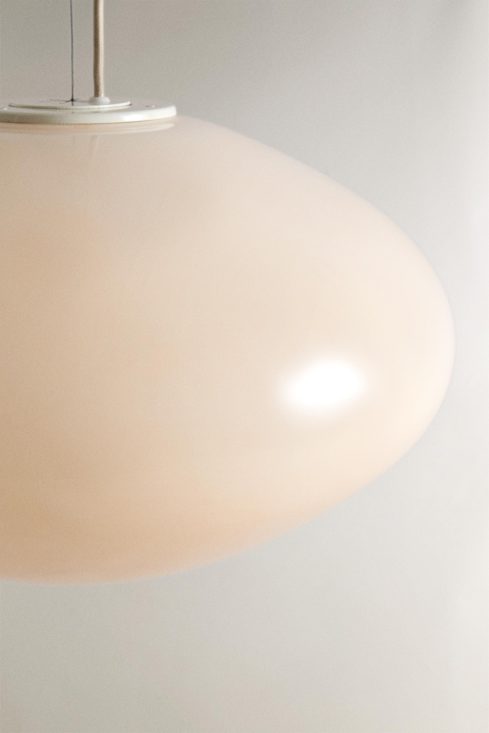 ROUNDED GLASS CEILING LAMP