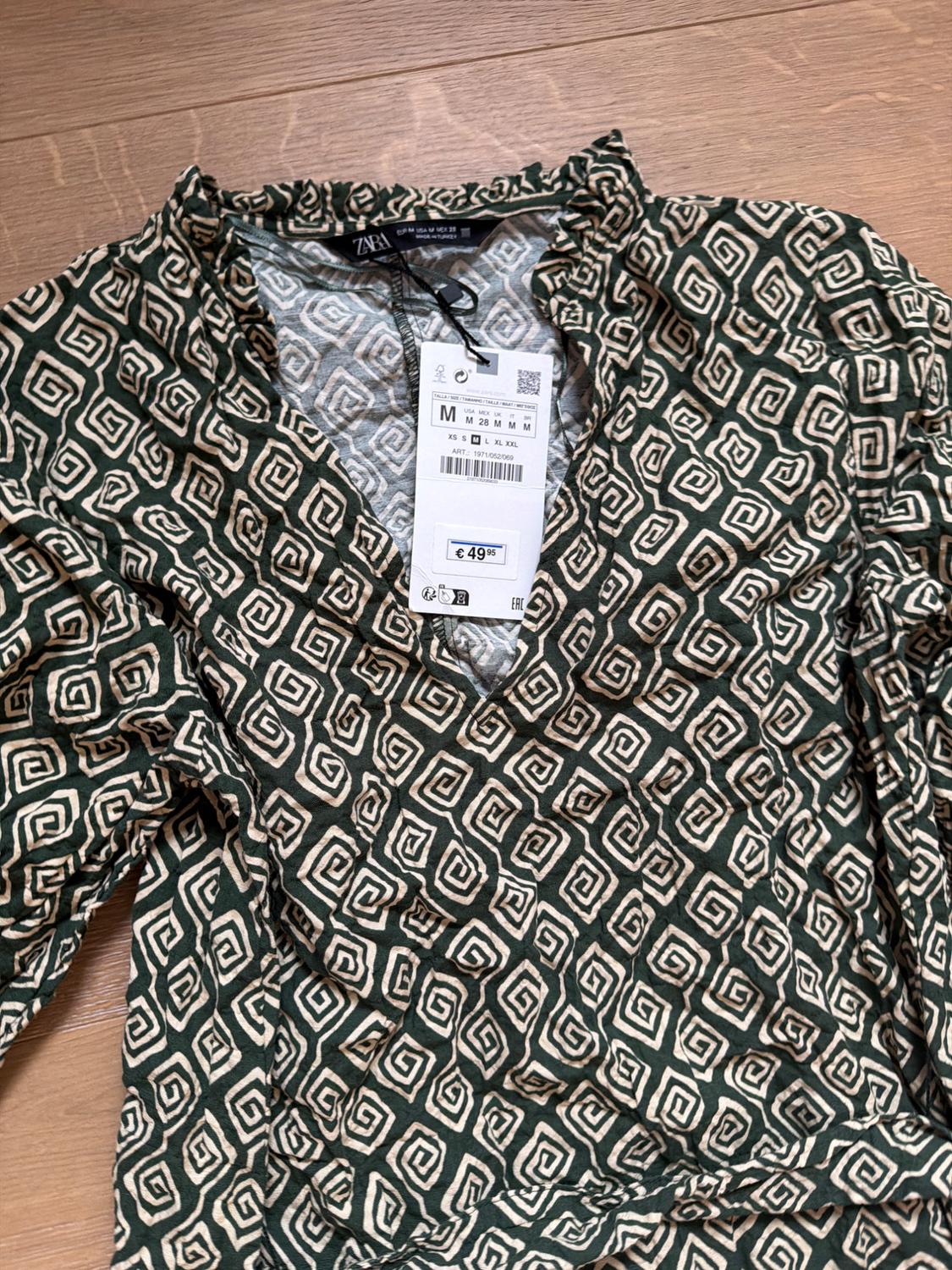 SHIRT WITH FAUX PEARL BUTTON - Image 2